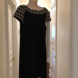 TRACY REESE SHORT BEADED BLACK DRESS